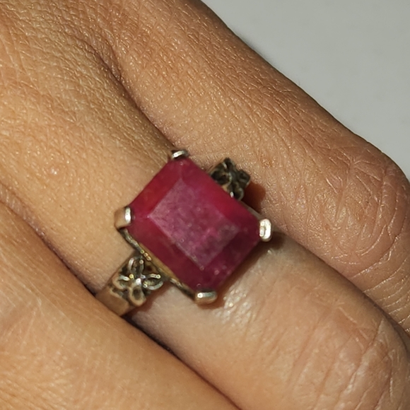 RUBY Ring - Picture 4 of 16